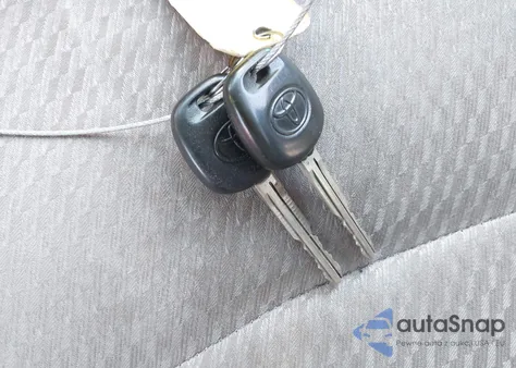 2005 Toyota Highlander V6 z USA, uszkodzony, nr VIN JTEEP21A350128479